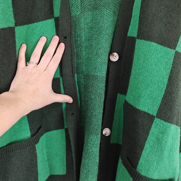 Panache Apparel Girl Crush Oversized Cardigan In Green Checkered Size LG - Picture 6 of 16